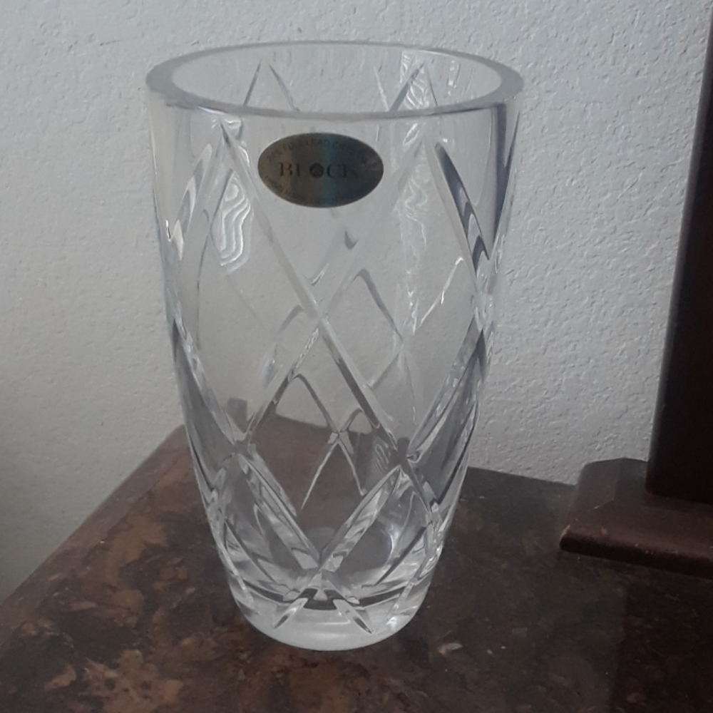 Block crystal vase
